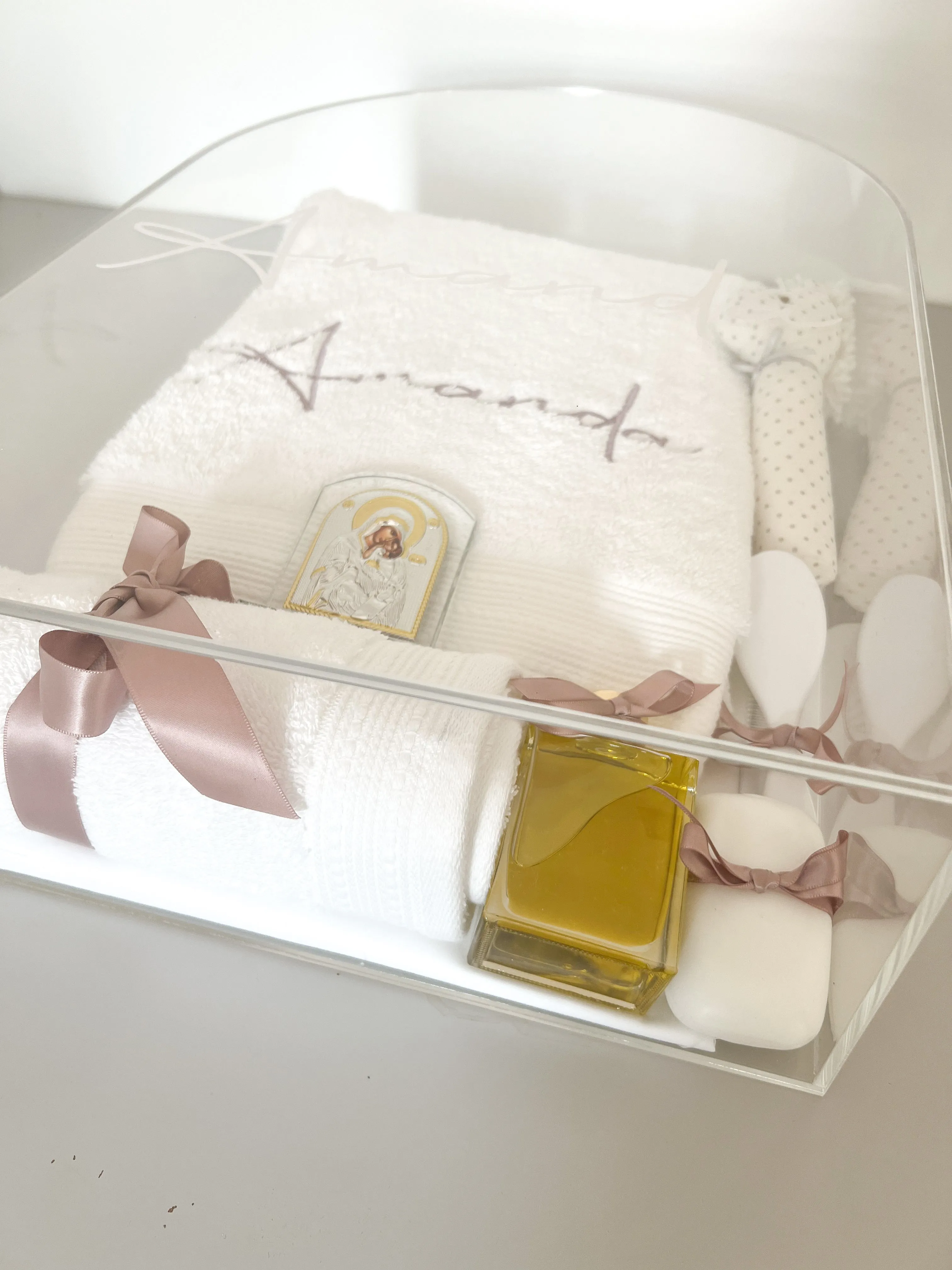 ARCH CLEAR ACRYLIC BOX - with acrylic personalisation