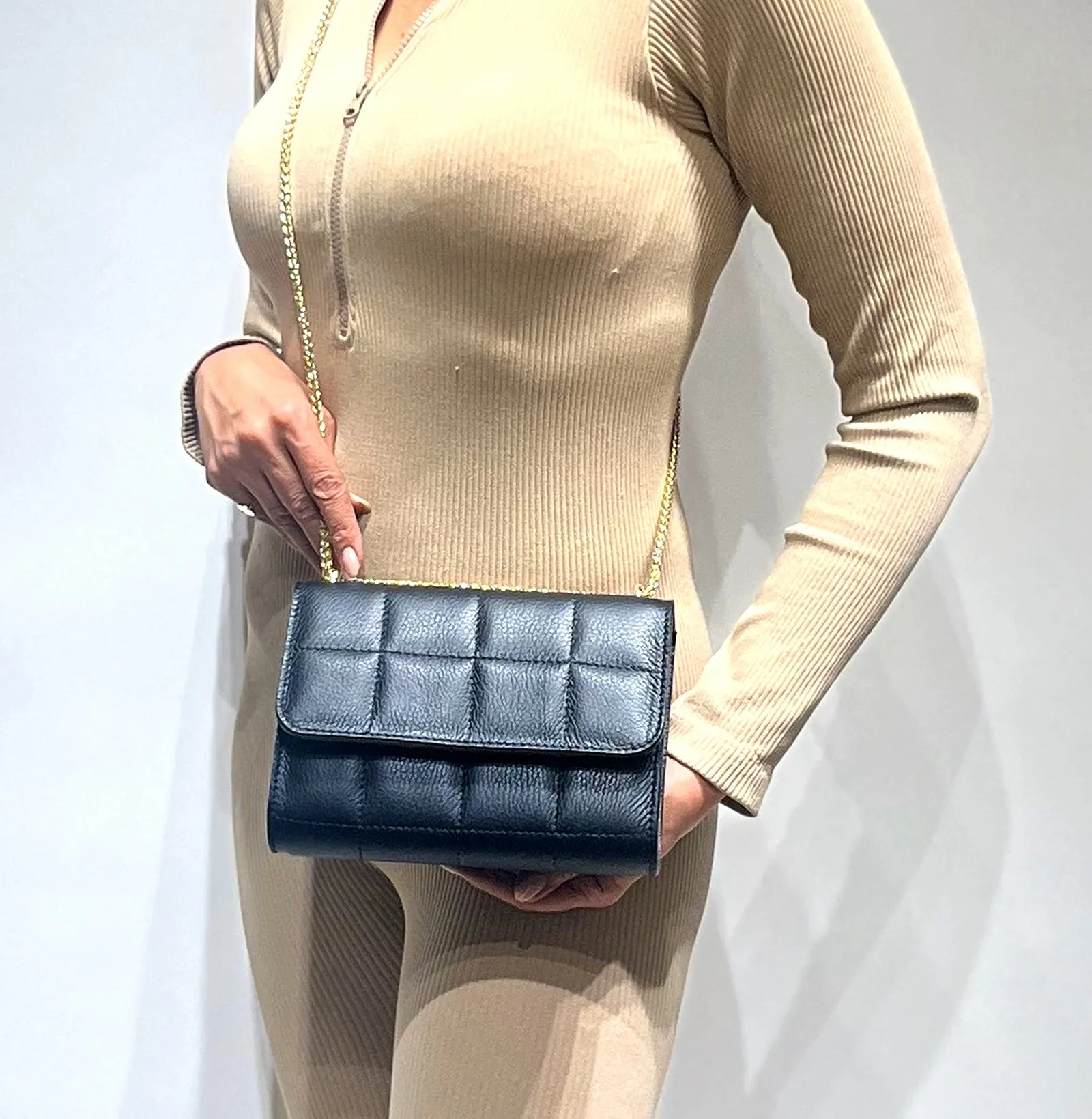 Charlotte Clutch