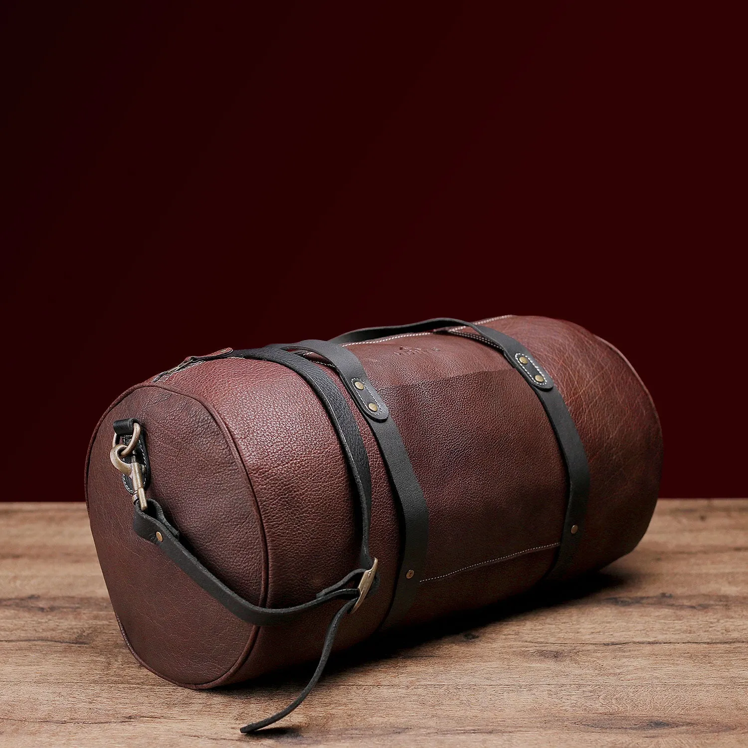 Shangrila Maroon Men Weekender Bag